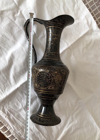 Siyah İşlemeli Seramik Vazo - Görsel 2