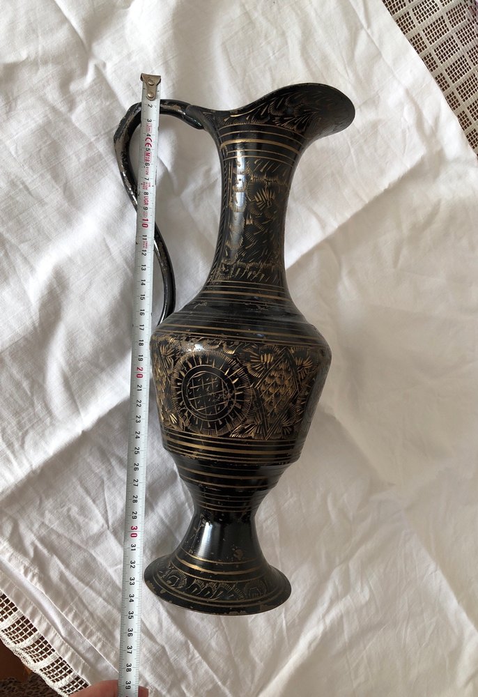 Siyah İşlemeli Seramik Vazo - Görsel 2