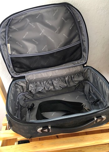 Klasik Siyah Yılan Desenli Cantaş Bavul - Görsel 6