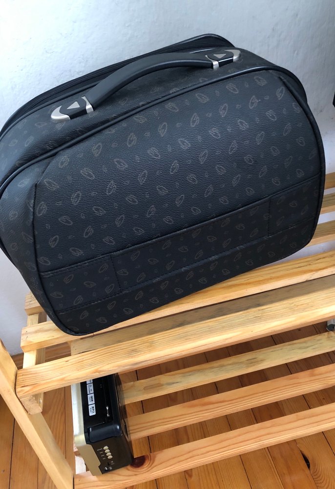 Klasik Siyah Yılan Desenli Cantaş Bavul - Görsel 4