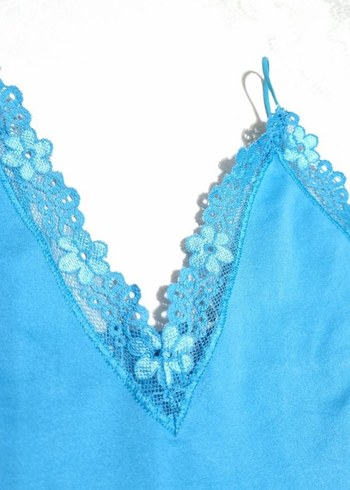 Mavi Dantel Detaylı V Yaka Kadın CROP - Görsel 5