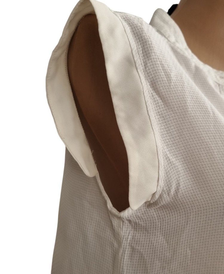 MANGO-M..YENİ GÖMLEK Düğmeli V Yaka Kısa Kollu Beyaz - Görsel 5