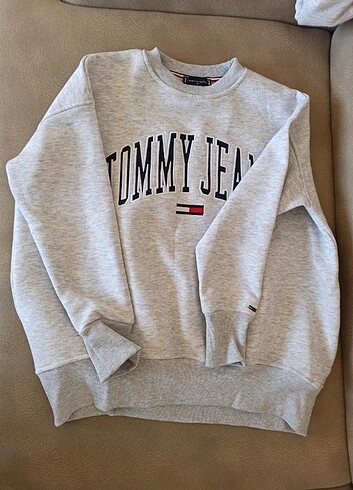 TOMMY HİLFİGER SWEAT