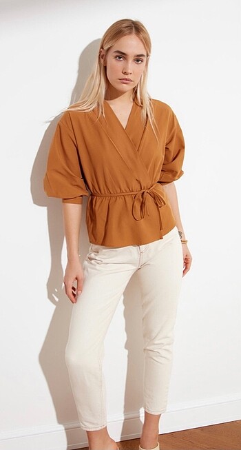 TRENDYOLMILLA Camel Bluz