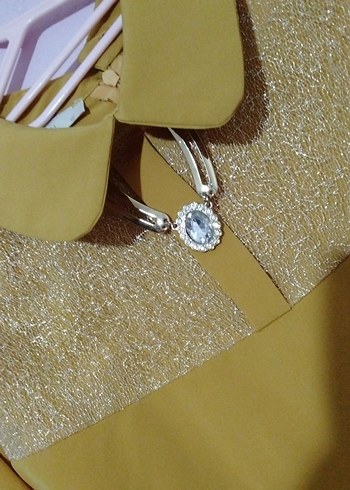 hardal taş kolye detaylı bluz - Görsel 2