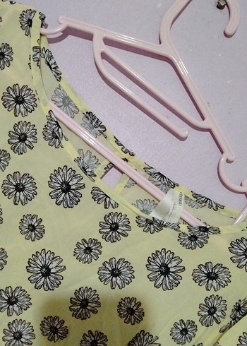 Sarı Çiçek Desenli bluz - Görsel 3