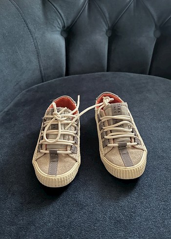 24 Beden Zara 24 numara