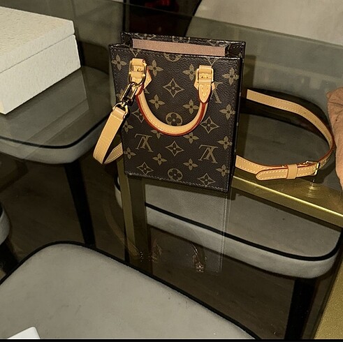 Louis Vuitton Lv çanta