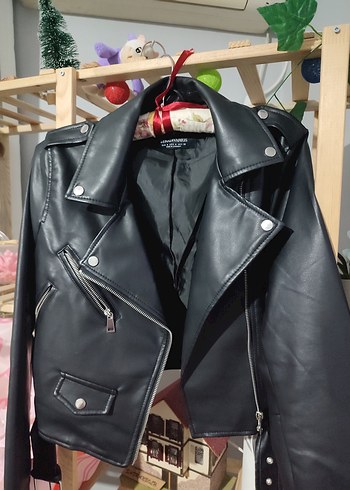 Kadın Siyah Deri Biker Ceket