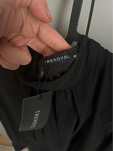 Trendyol & Milla Nefis Siyah Elbise