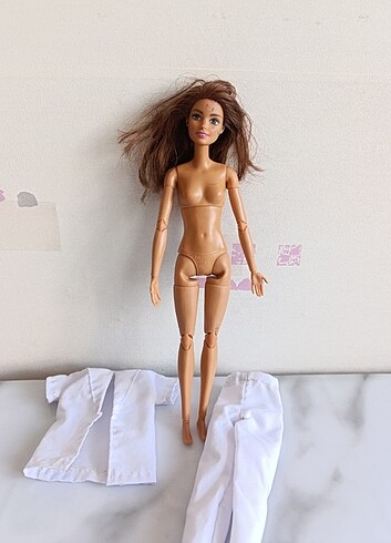 Sonsuz hareket Barbie bebek kusurlu 