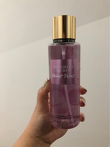 Victoria Secret vücut spreyi