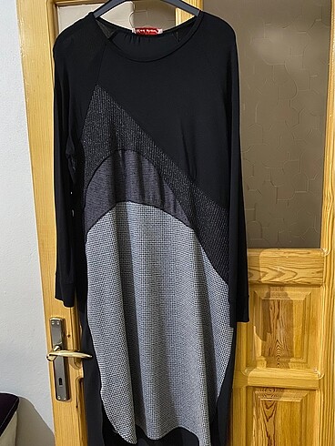 Red Show Tunik