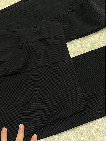 s Beden siyah Renk Bershka yırtmaçlı ottoman kumaş tayt pantolon
