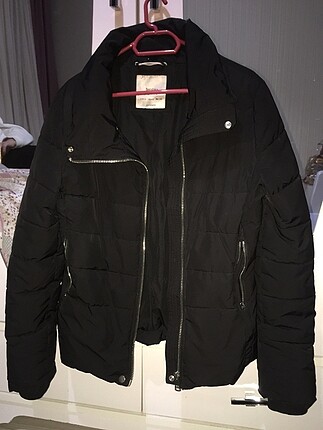 Bershka Mont