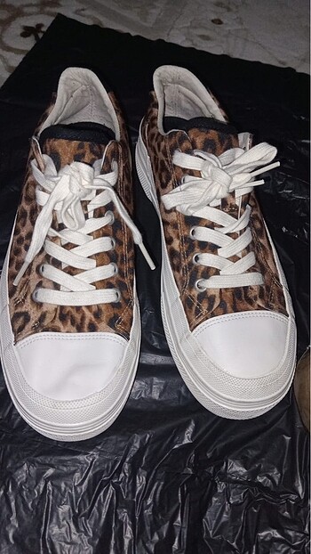 Zara Zara Leopar Sneaker