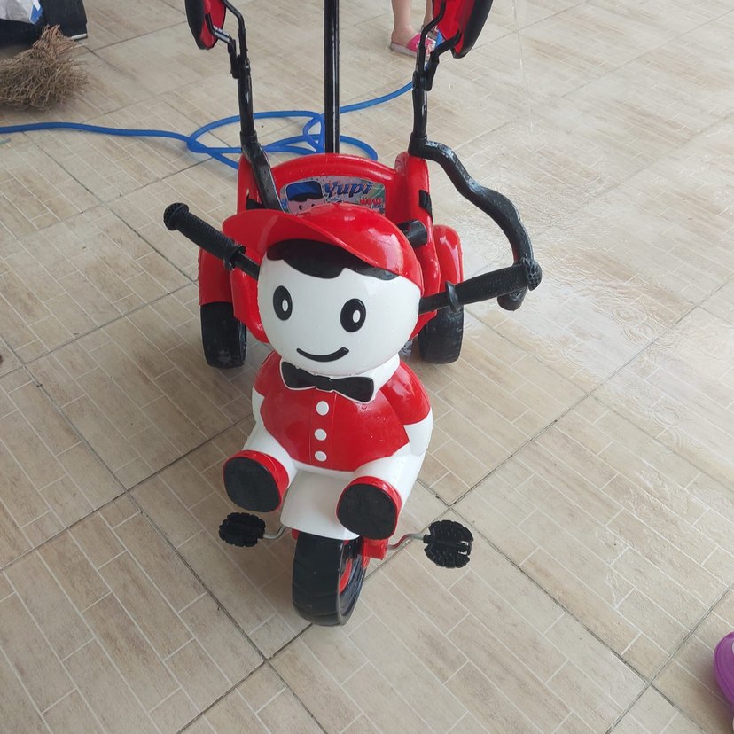 Renkli Kırmızı Bebek Arabası - Görsel 2