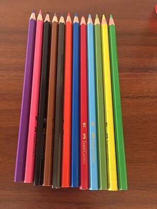 Kuru boya ve İngilizce okuma kitabı