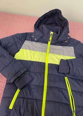 Erkek Çocuk Renkli Kapüşonlu Fermuarlı Mont - Görsel 2