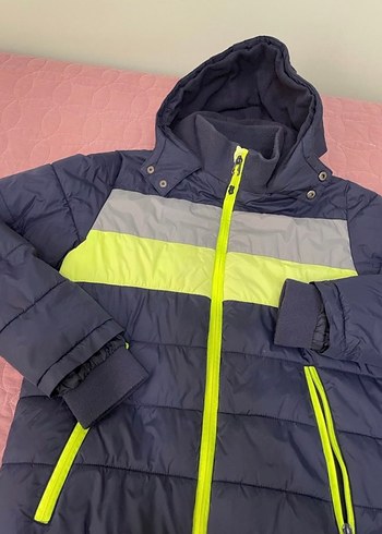 Erkek Çocuk Koyu Mavi Kapüşonlu Mont - Görsel 2