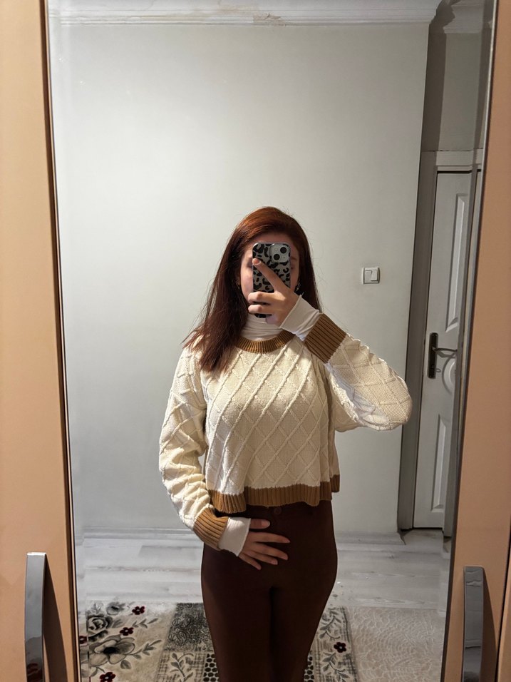 Bej Örgü Kadın Kazak - Görsel 2