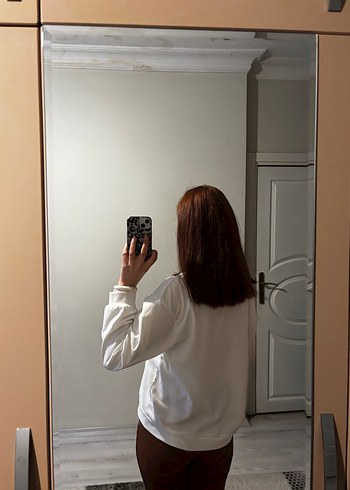 Baskılı Beyaz Kadın Sweatshirt - Görsel 3