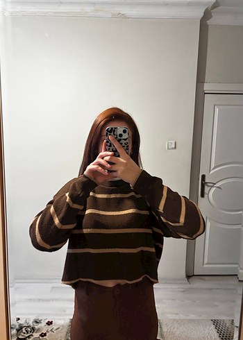 Kahverengi Çizgili Yumuşak Örgü Kadın Kazak - Görsel 5