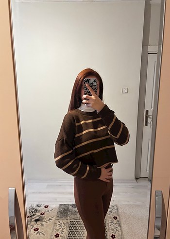 Kahverengi Çizgili Yumuşak Örgü Kadın Kazak - Görsel 4