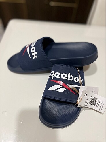 Reebok erkek terlik