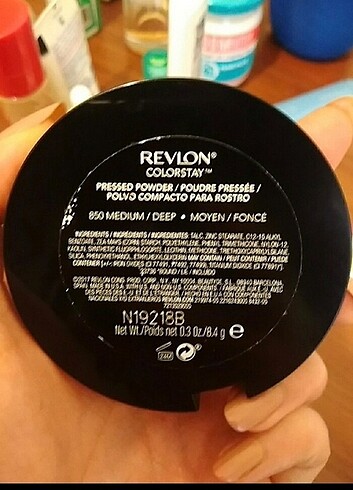 Beden Revlon colorstay pudra