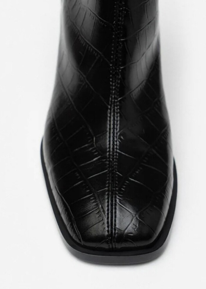 Küt burunlu topuklu bot  - Görsel 4