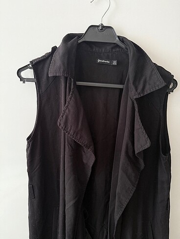 Stradivarius Uzun yelek trench