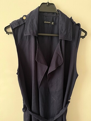 Stradivarius Uzun trench yelek