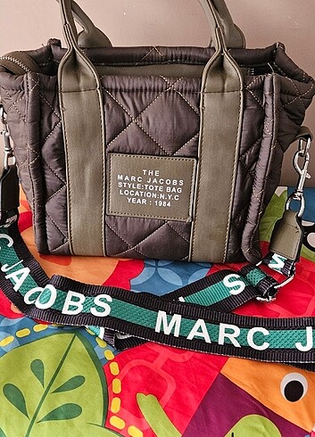 Marc Jacobs The totebag