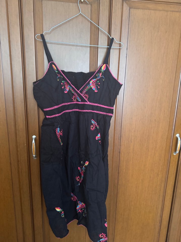 Askılı çiçek desenli yazlık elbise - Görsel 2