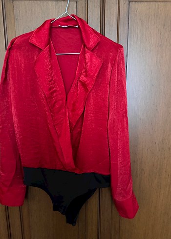 Desenli kruvaze yaka ve kayık yaka Kadın Bluzler - Görsel 3