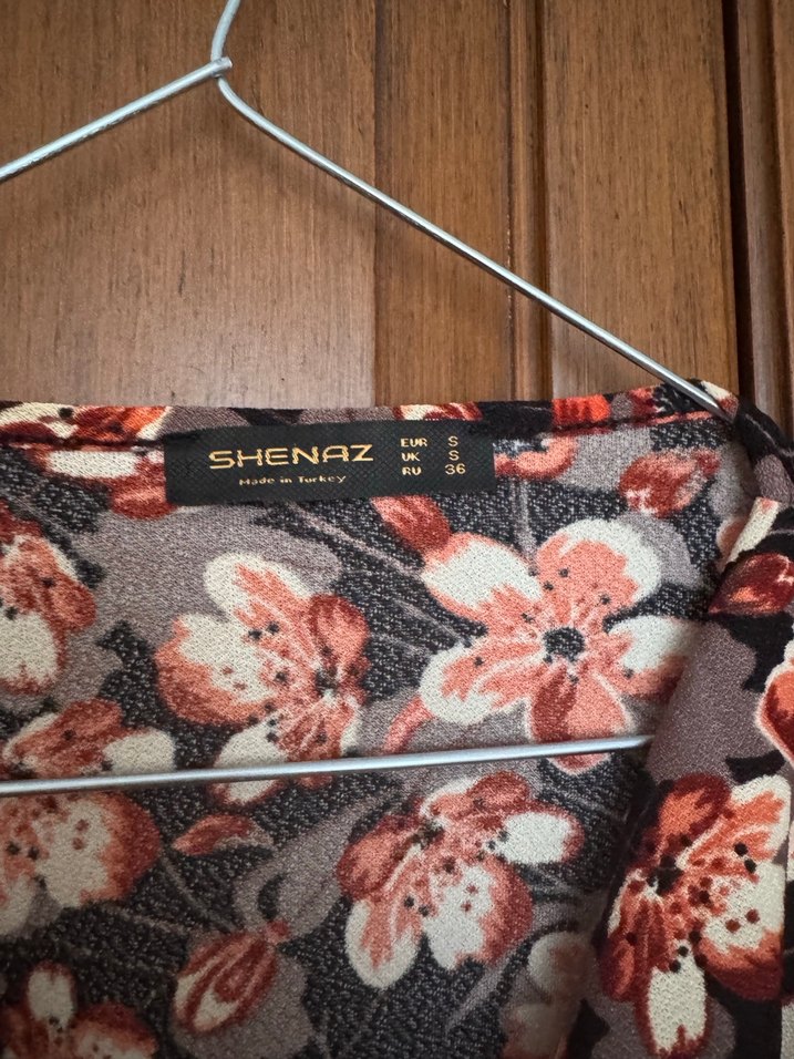 Desenli kruvaze yaka ve kayık yaka Kadın Bluzler - Görsel 4