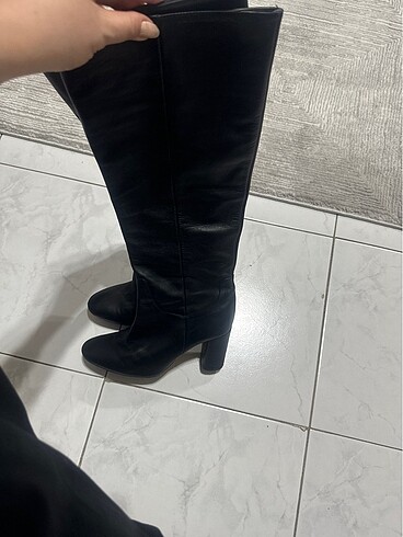 37 Beden siyah Renk Zara collection çizme