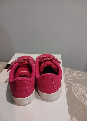Adidas Güzel kullanildi orjinal