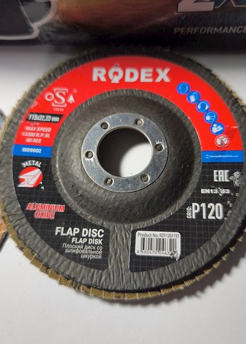 Profesyonel 125 mm Avuç Taşlama Makinesi yanında dört tane disk - Görsel 2