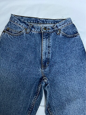 Mom jeans