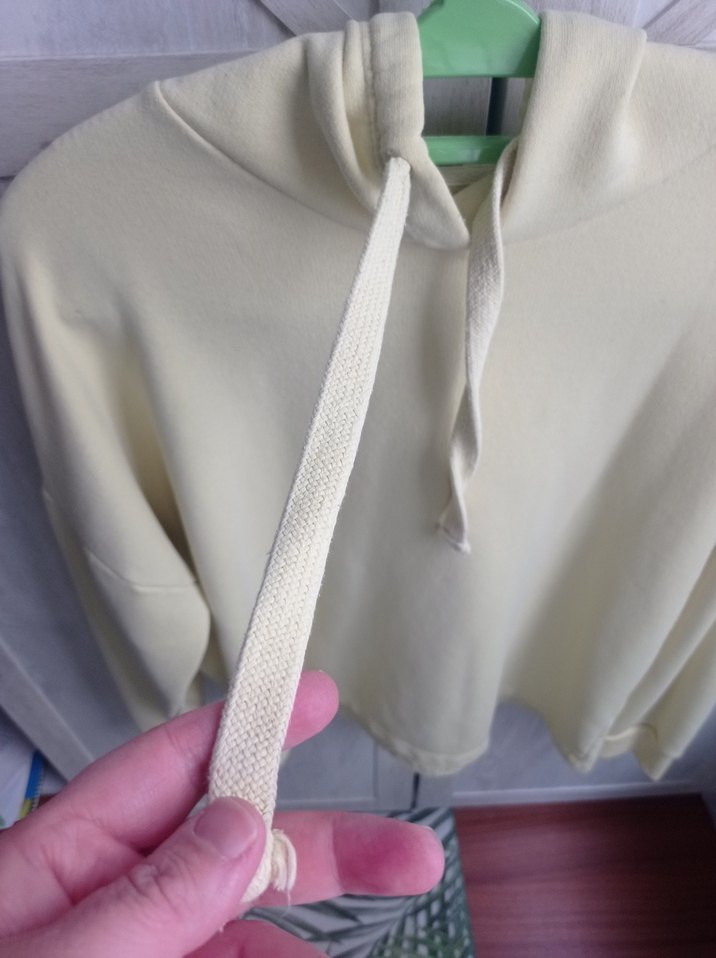 Kadın Sarı Kapüşonlu Sweatshirt - Görsel 4