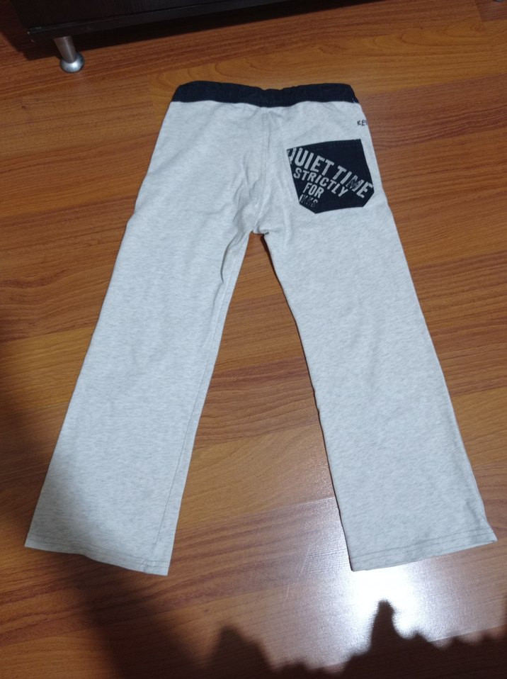 Gri, lastikli, bol kesim çocuk - Görsel 2