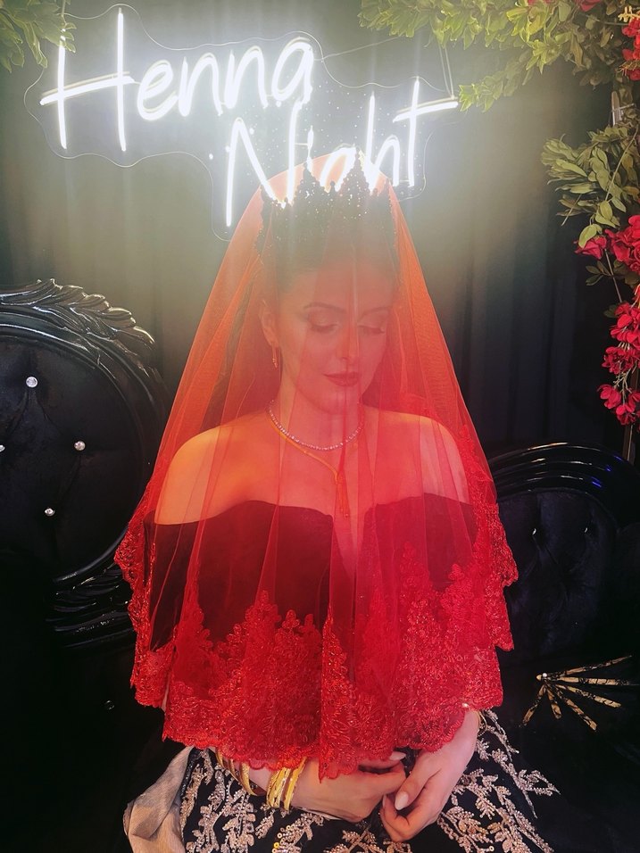 Siyah Kına Tacı - Görsel 2