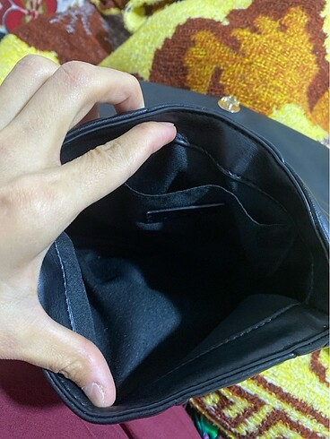  Beden siyah Renk Zara askılı çanta