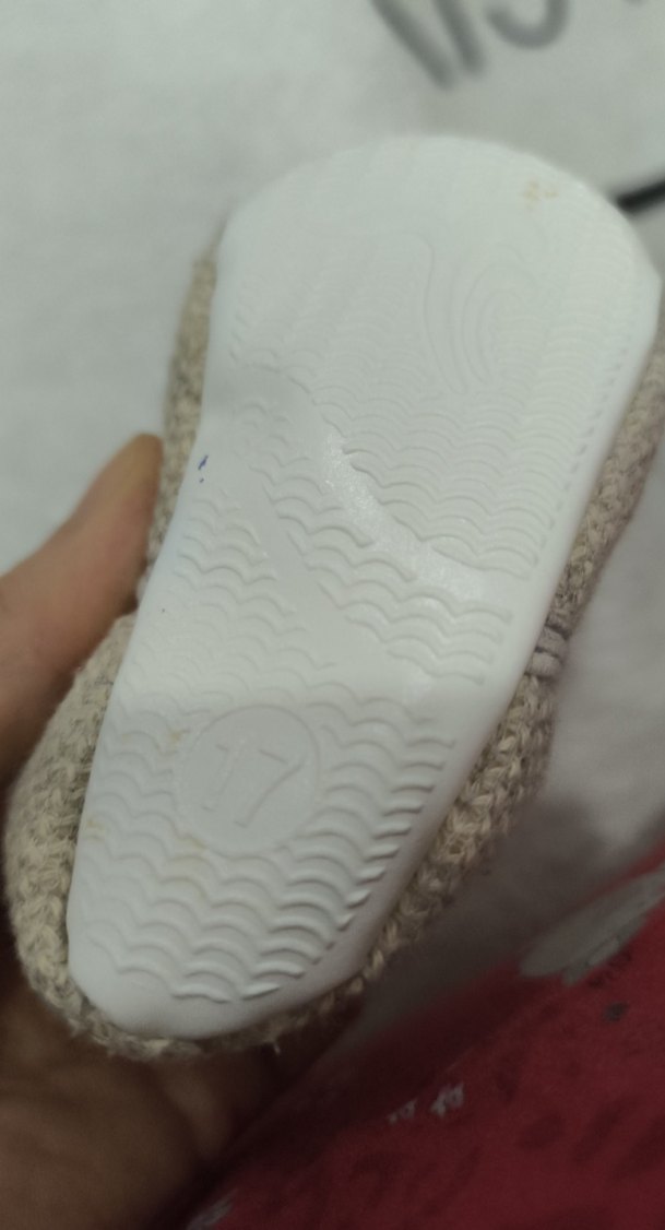 nakışlı Örgü Bebek Patik - Görsel 2