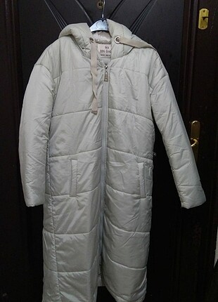 Uzun şişme mont - Görsel 6