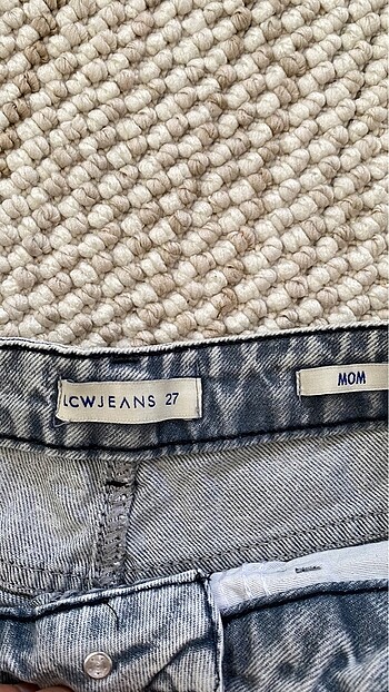 27 Beden Lcw yırtık jean