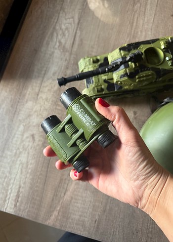 Haki Renkli Askeri Dürbün ve Tank Seti - Görsel 4