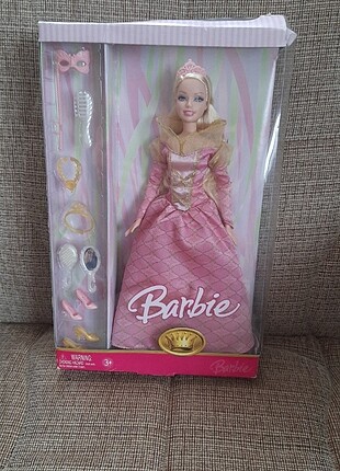  Beden Renk REZERVE Barbie Princess Masquerade ball